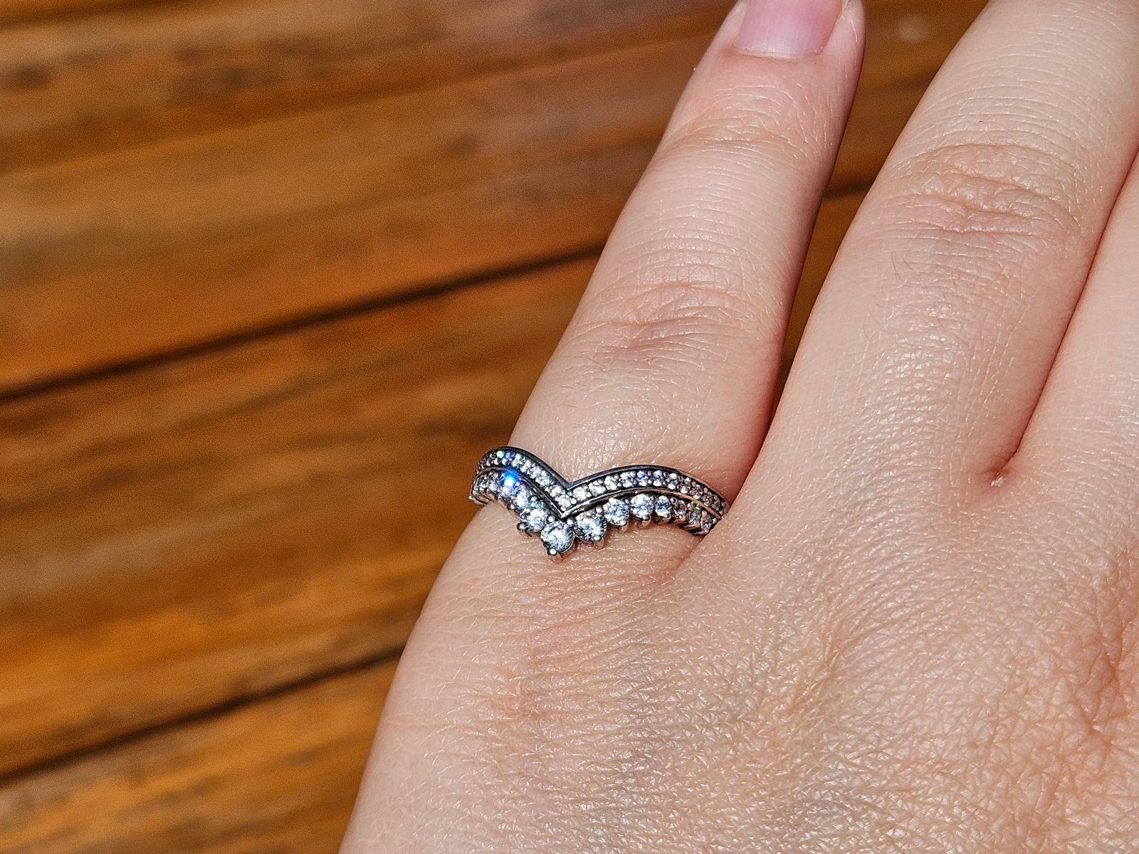 Pandora wishbone ring 56